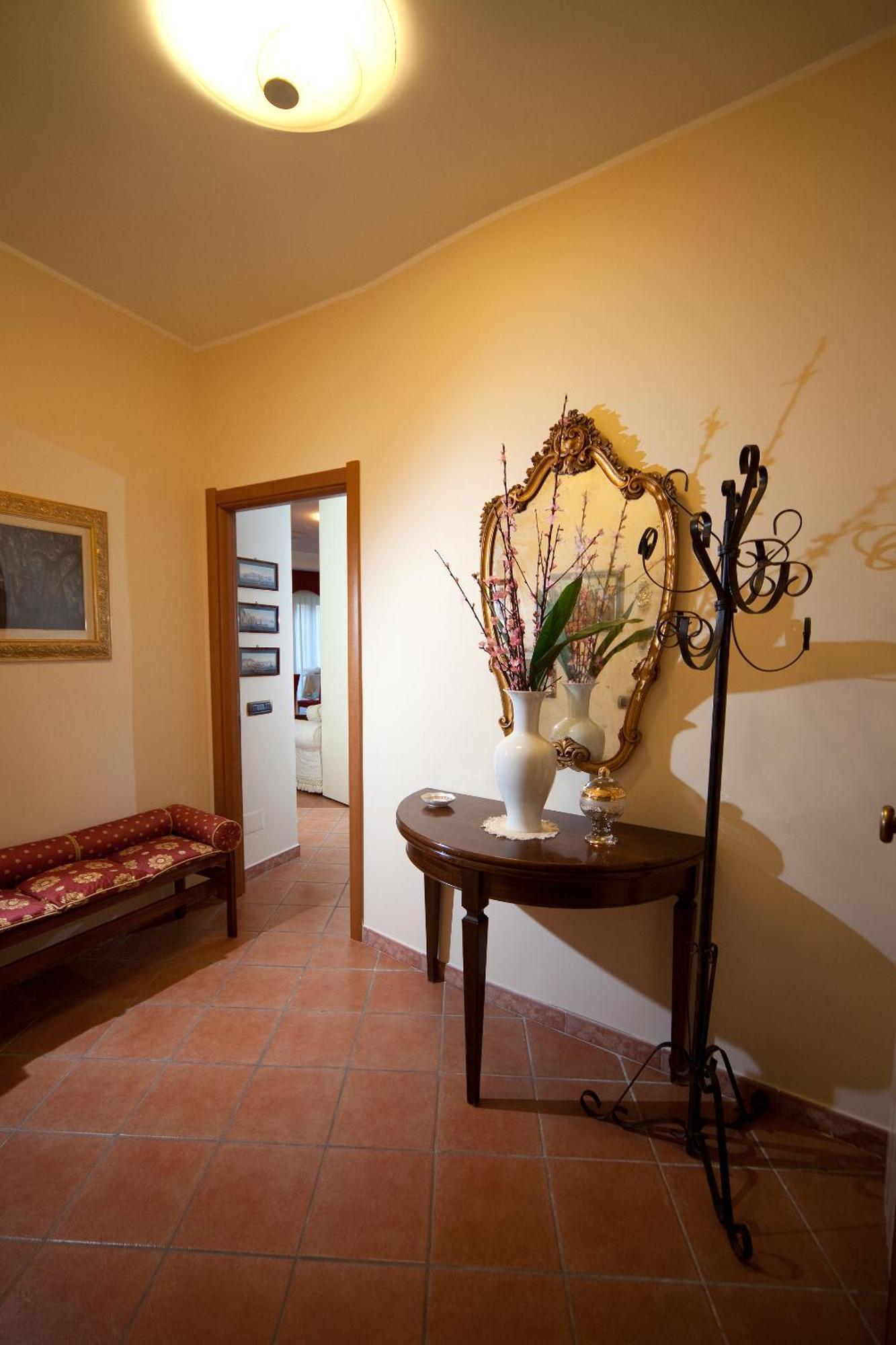 Napoli Porta Di Mare Bed & Breakfast Luaran gambar