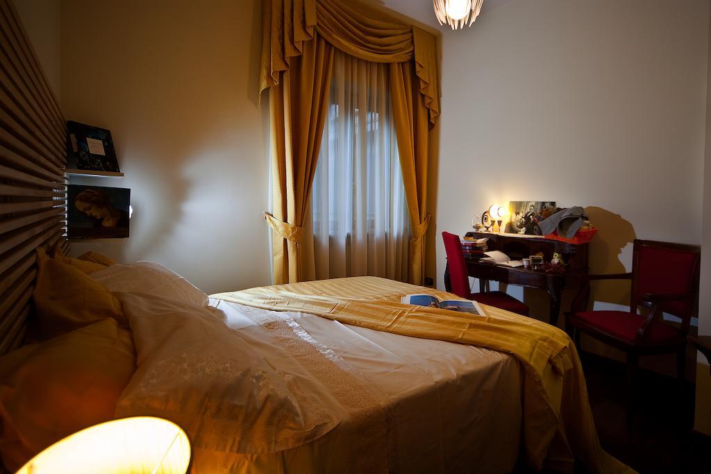 Napoli Porta Di Mare Bed & Breakfast Luaran gambar